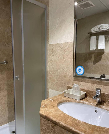 Bathroom 5, Itlalat Uhud Hotel - فندق إطلالة احد, Al Madinah Al Munawwarah