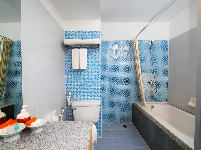 Bathroom 5, Princeton Bangkok, Din Dang