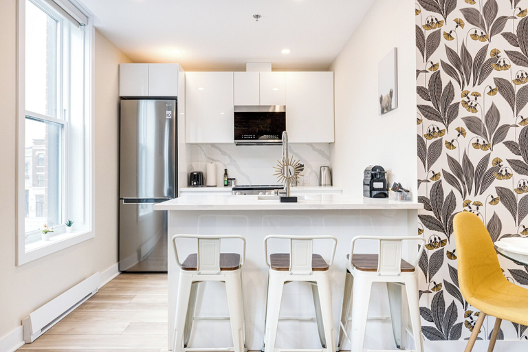 Private kitchen 4, Mont Royal Suites, Montréal