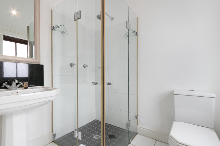 Bathroom 4, Winelands Golf Lodges 10 at De Zalze, Cape Winelands