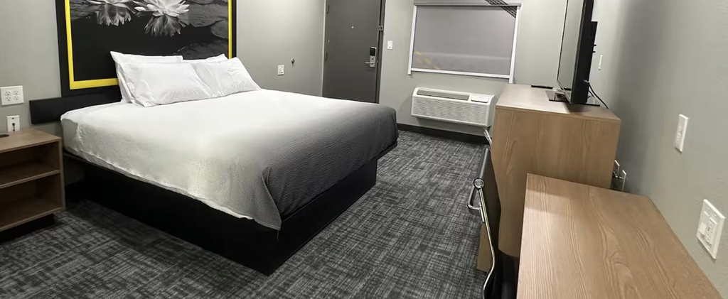 3, Super 8 BY Wyndham Lubbock Airport, Lubbock