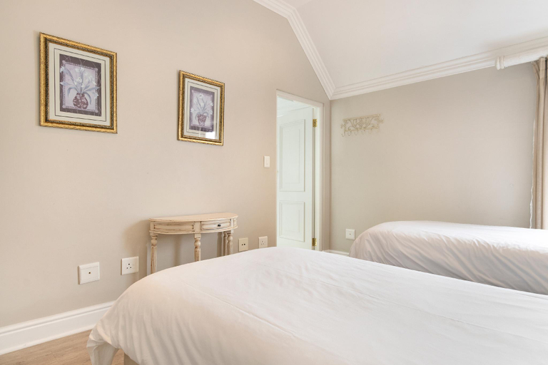 Bedroom 3, Winelands Golf Lodges 10 at De Zalze, Cape Winelands