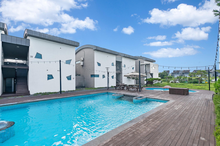 Sport & Beauty 3, Gyeongju Js Dog Pool Villa Pension, Gyeongju