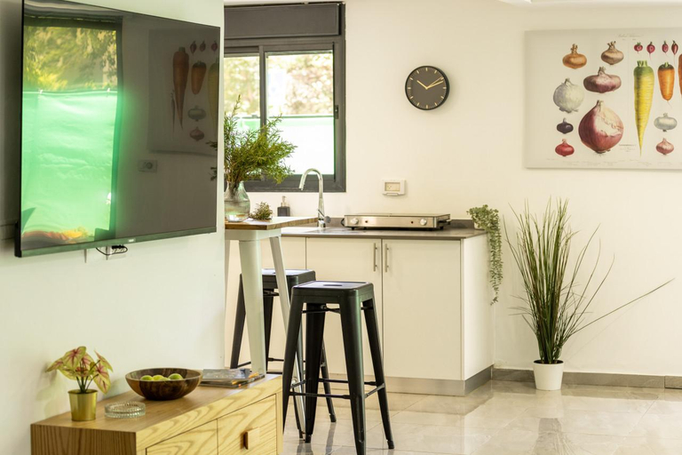 4, Bahai Gardens Serenity Apartment