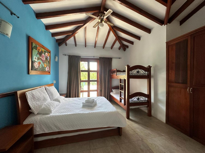 Bedroom 2, Finca Hotel del Bosque, Armenia