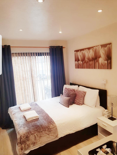 Bedroom 1, Cogie 55, London