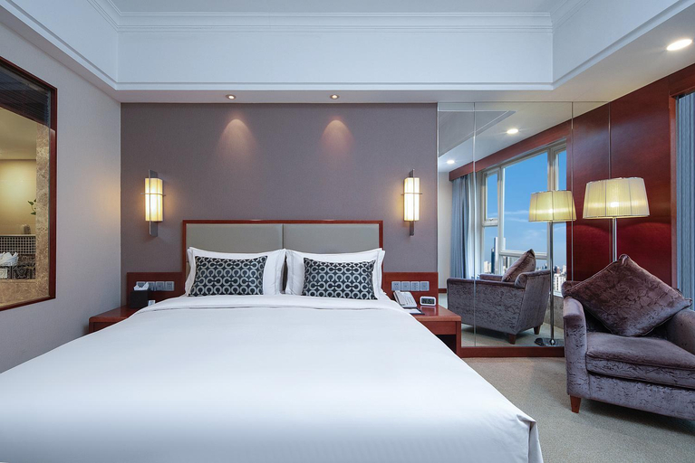 Bedroom 3, Grand Sun City Hotel-Located city center Metro Access, Changsha