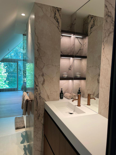 Bathroom 4, Relax Select, Oost-Vlaanderen