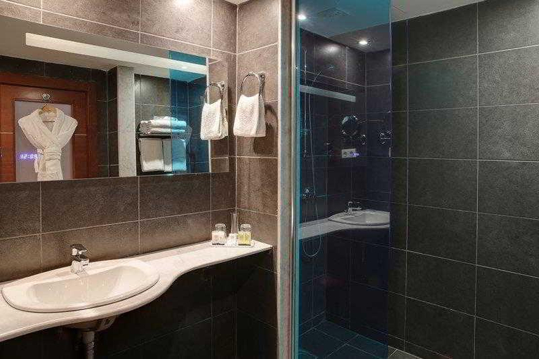 Bathroom 4, Liberte Hotels Oran, Oran