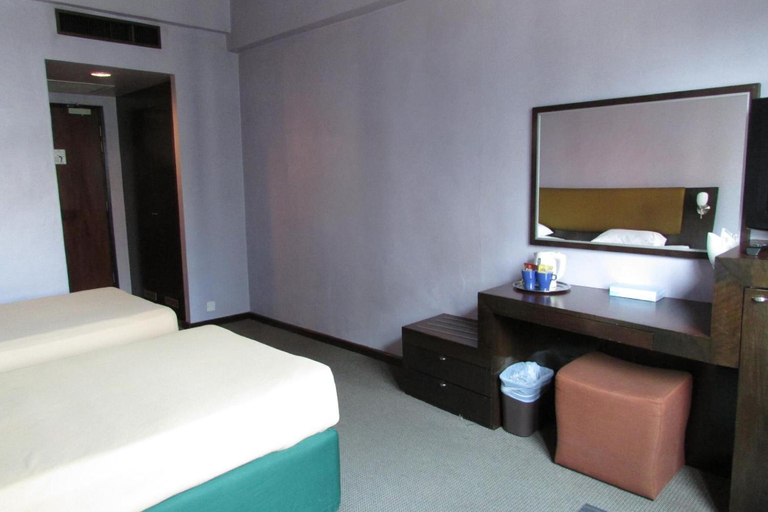 Bedroom 3, Hotel Faranda Express Pathos Gijón, Málaga