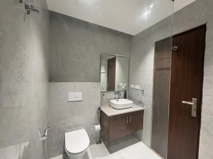 Bathroom 5, Saraiville- A Boutique Riverside Resort, Dehradun