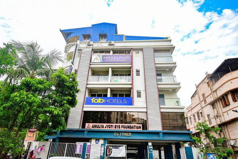 Exterior & Views, FabHotel Silver Key kalighat, Kolkata