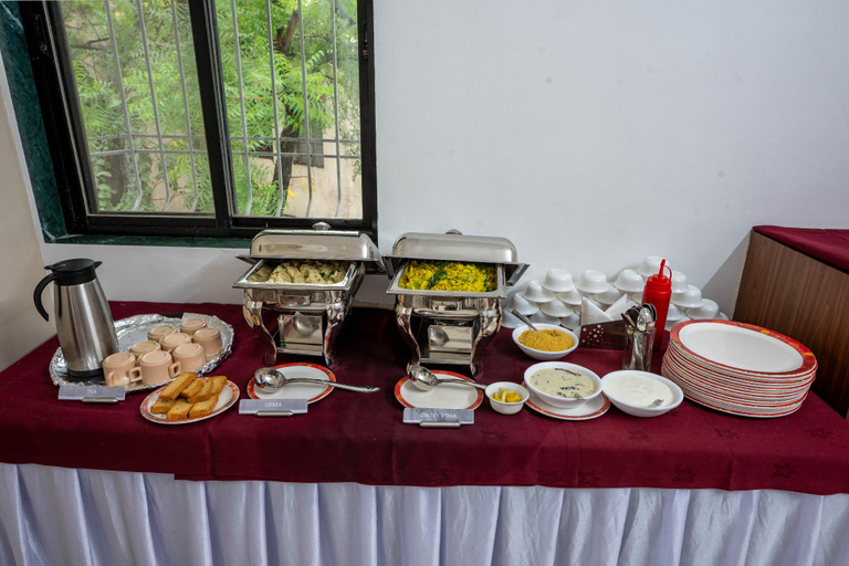Food & Drinks, Hotel Gurjas, Aurangabad