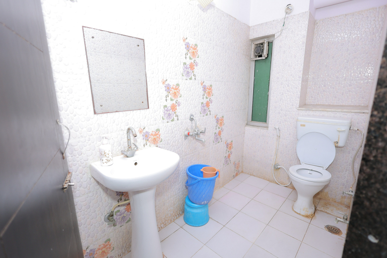 Bathroom 5, Hotel NoVo Agra, Agra