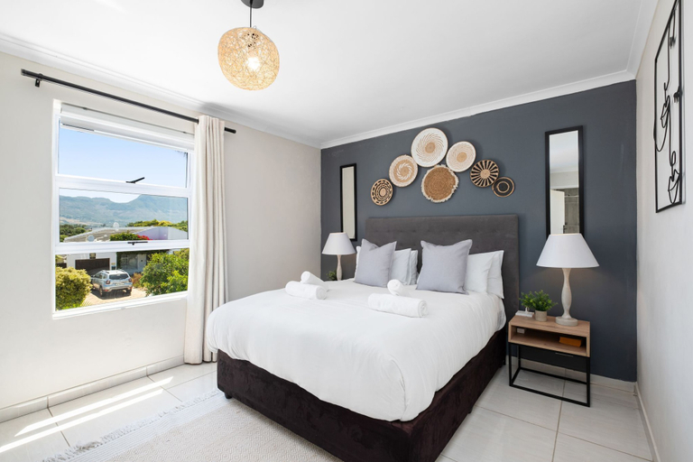 Interior 4, 17 Mullet Close, City of Cape Town