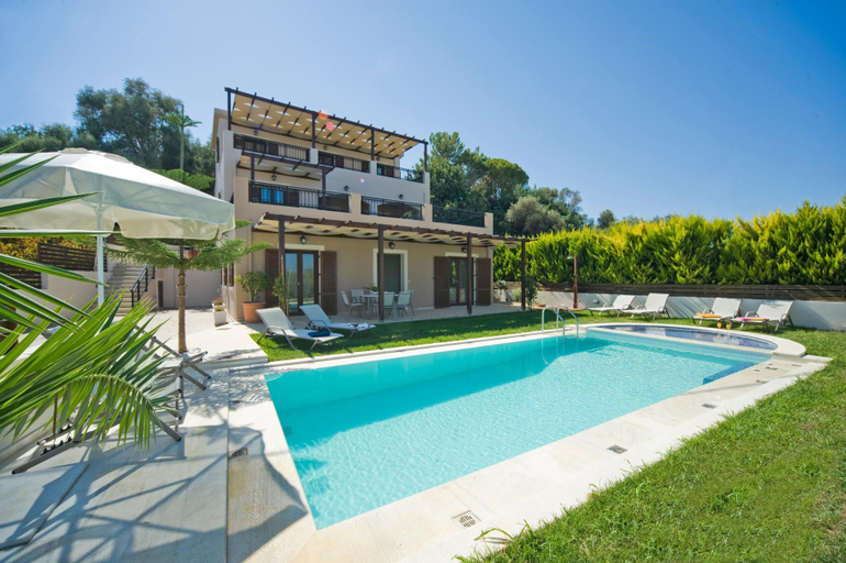 2, Villa Orsalia – Family Villa with Billiard, Crete