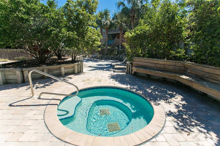Sport & Beauty 5, Oceanfront Luxury: 2BR Condo, New Rental, Saint Johns