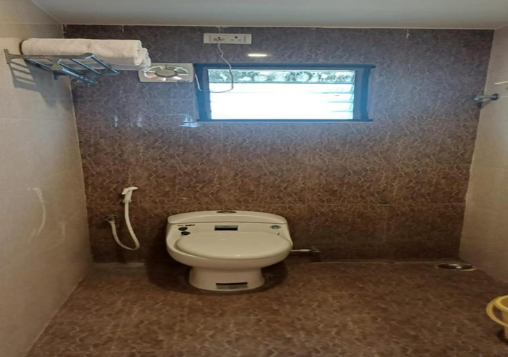 Bathroom 4, MM Park Inn Mahabalipuram, Kancheepuram
