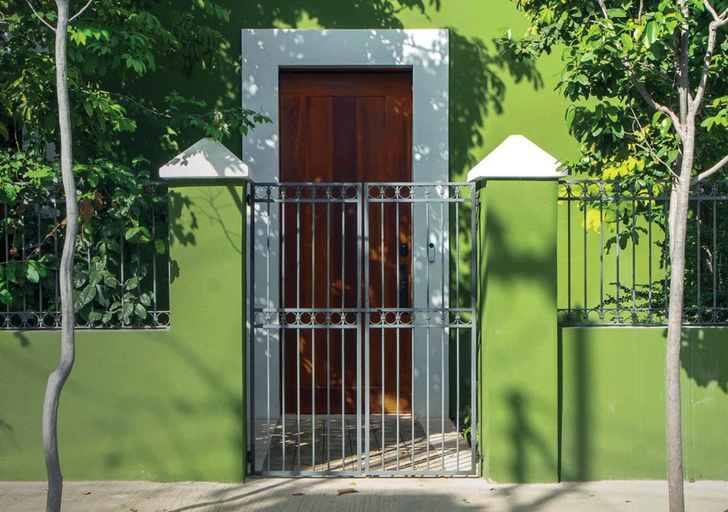 Entrance 4, El Pueblo Mérida, Mérida