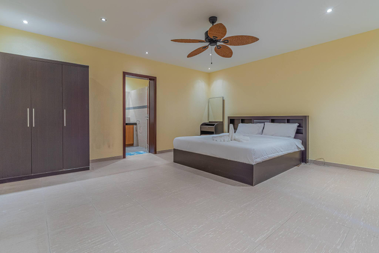 Bedroom 3, Tropical Luxury 4BR Pool Villa w Game Area, Bang Lamung