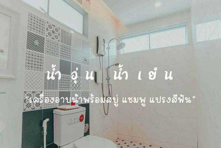 Bathroom 3, The wide view resort&restaurant, Pulau Phuket