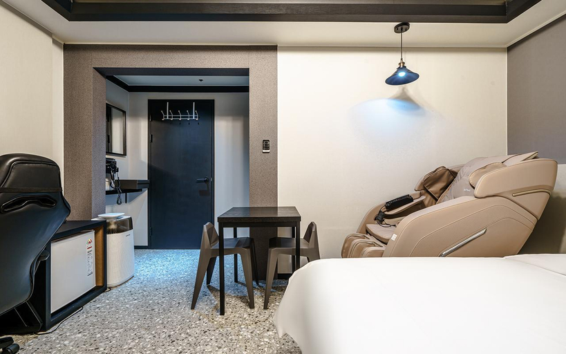 Others 5, Social stay in Ansan (Jungang-dong), Hwaseong