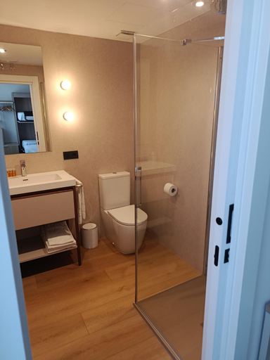 Bathroom 4, Hotel Las Rocas de Isla, Cantabria