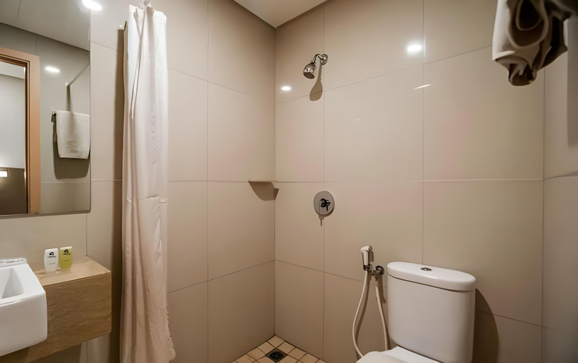 Bathroom 4, Yokotel Hotel, Bandung