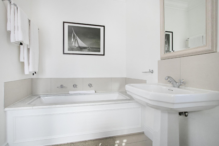 Bathroom, Winelands Golf Lodges 33 at De Zalze, Cape Winelands