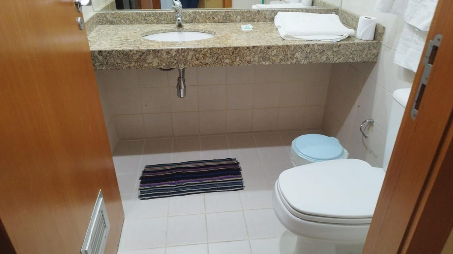 Bathroom 4, Comfort Hotel Taguatinga, Brasília