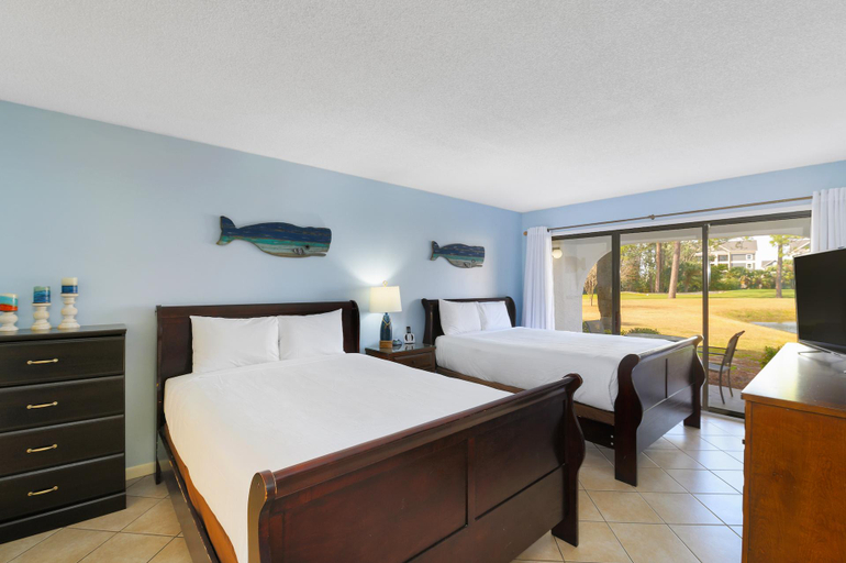 Bedroom 2, Edgewater Villa 704 su-9111EDGEE60704EW-10253, Bay