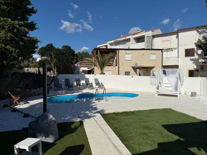 Swimming pool 5, Villa Adria, Novalja