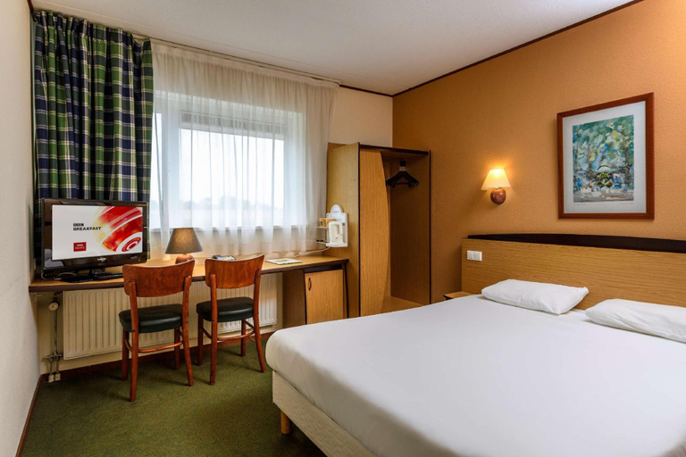 Bedroom 3, Campanile Hotel And Restaurant Amersfoort, Amersfoort