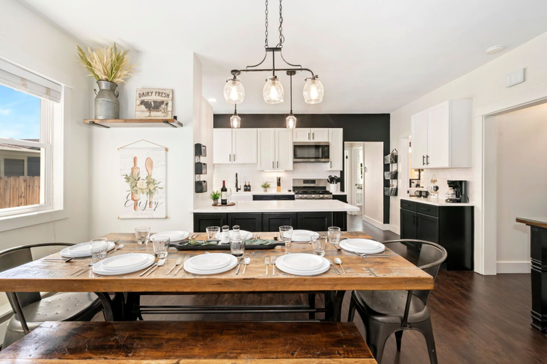 Dining 5, Windsor Farmhouse Family Fun, Yard & Fireplace, Weld