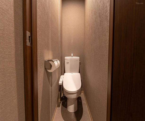 Bathroom 5, LiVEMAX Hostels Kyoto Station, Kyoto