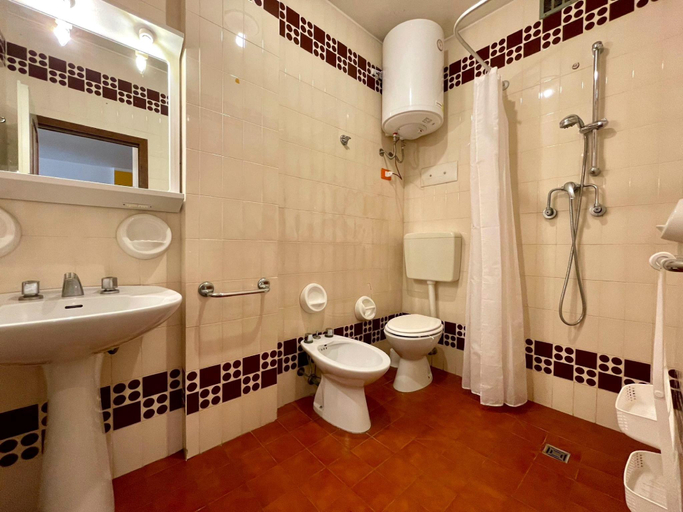 Bathroom, Perfect Apartment For 4 People With Swimming Pool, Venezia
