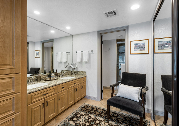 Bathroom 2, Mesquite Oasis Haven, Riverside