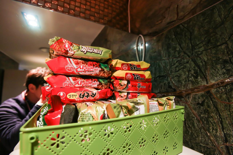 Food & Drinks 2, Anyang Charmant, Anyang