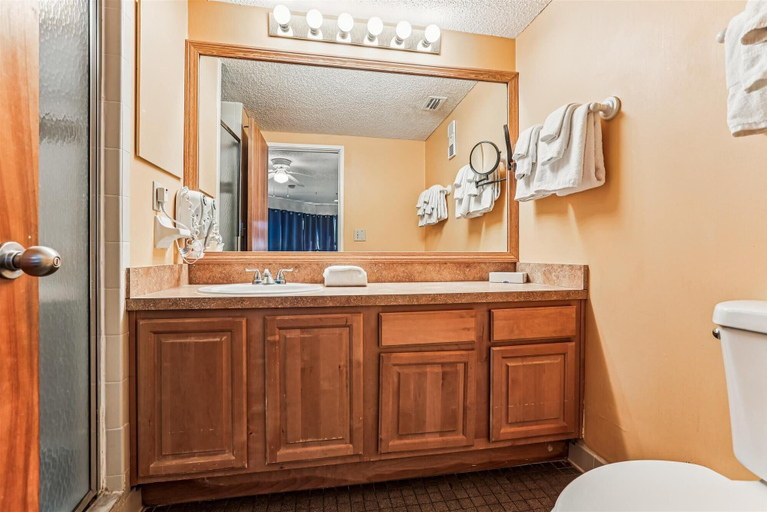 Bathroom 5, Beach Bliss: Chic St. Augustine Retreat, Saint Johns