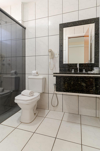 Bathroom 5, Havana Palace Hotel I, Uberaba
