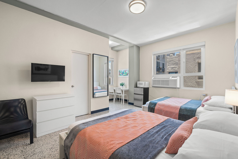 Room 2, Olimpo Court by Otium