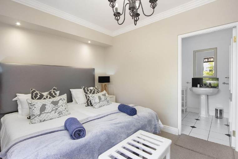 Bedroom 3, Winelands Golf Lodges 17 at De Zalze, Cape Winelands