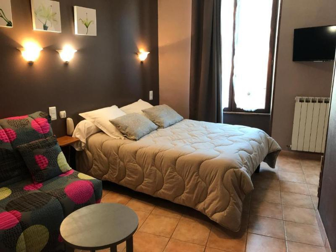 Bedroom 2, Logis Hotel Restaurant de la Paix, Hérault