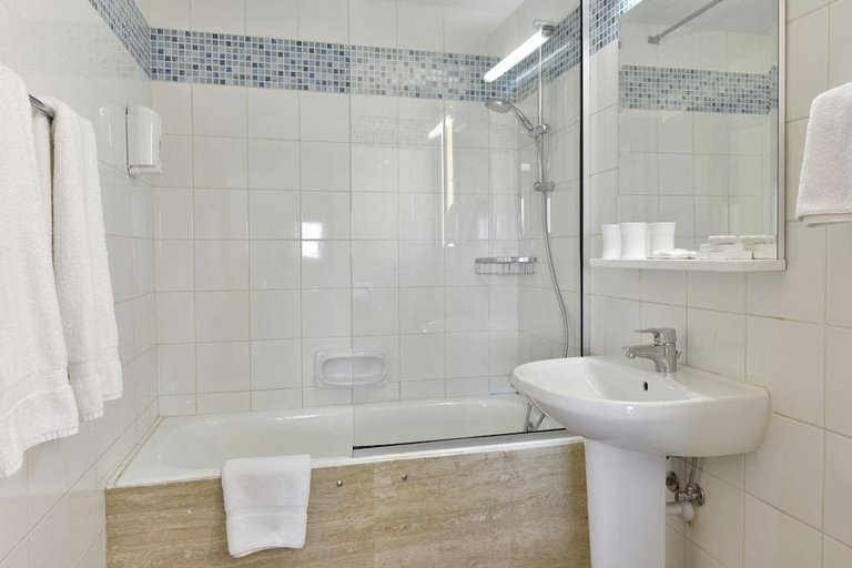 Bathroom 4, Makronisos Village