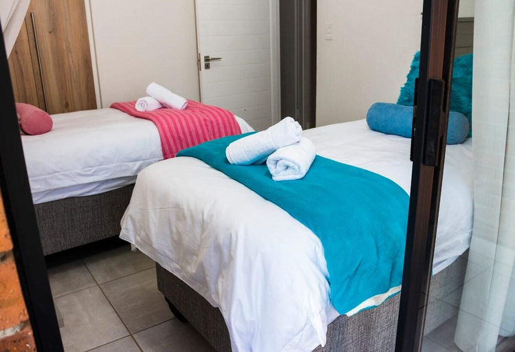 Bedroom 3, The Blyde Crystal Lagoon NT 3 Bedroom Apartment, City of Tshwane