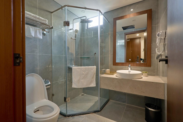 Bathroom 5, Nature Hotel - Lac Long Quan, Tây Hồ