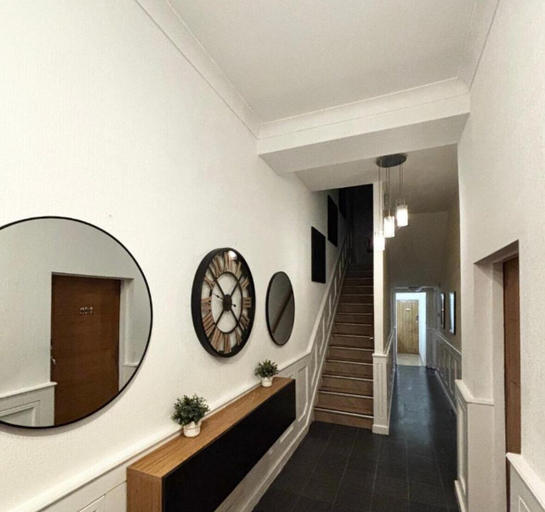Others 5, Hendham House Hotel, Manchester