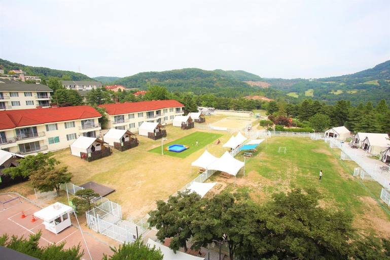 Others 4, Gold Pet Resort, Yongin