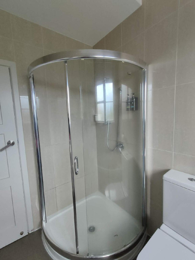 Bathroom 3, 4 Double, 1 Single, 2 Sofa Beds, House A, Waitakere