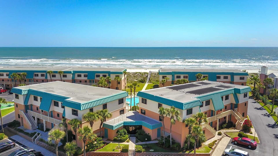 Exterior 2, Oceanfront Luxury: 2BR Condo + Pool in St.aug, Saint Johns